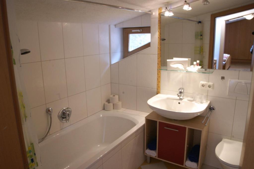 Falkner Appartement Resort Längenfeld Habitación foto